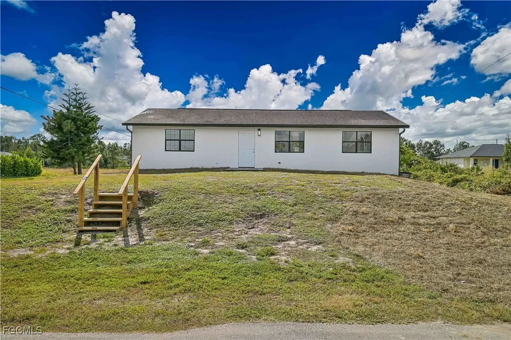 3301 38th Street SW Lehigh Acres FL 33976