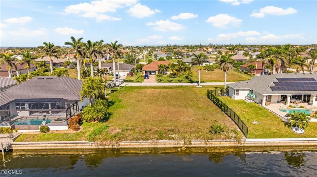 2810 SW 30th Street Cape Coral FL 33914