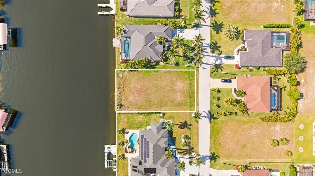 2810 SW 30th Street Cape Coral FL 33914