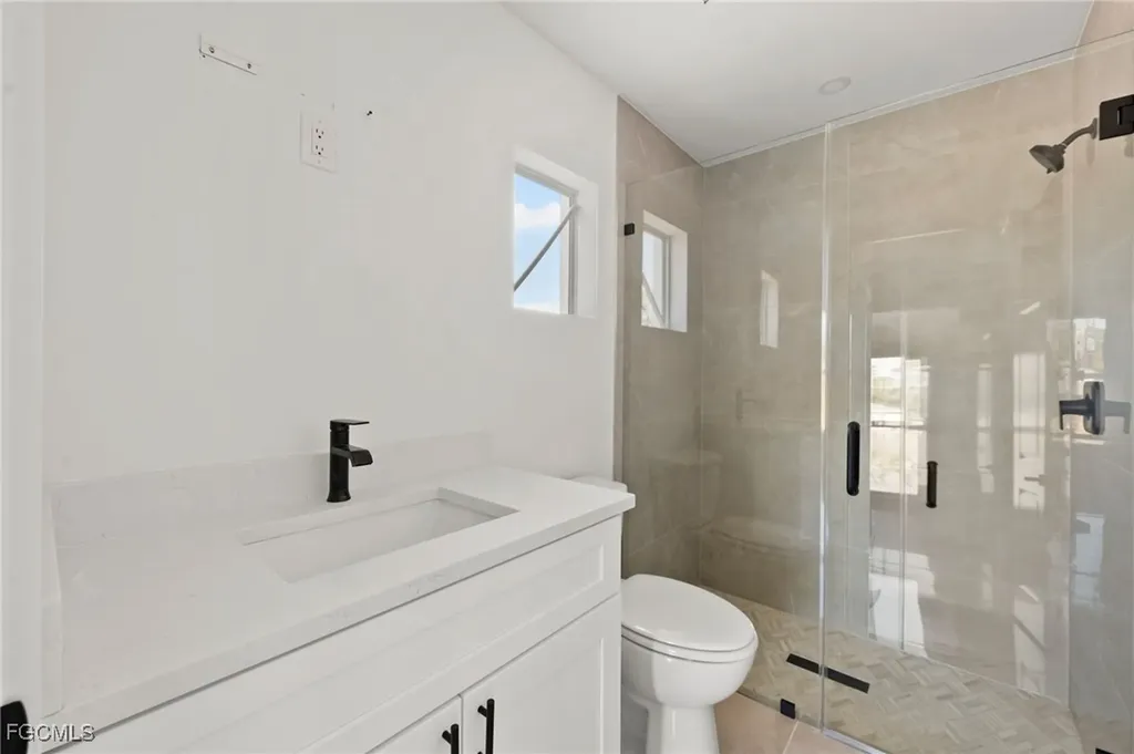 211 NE 31st Street Cape Coral FL 33909