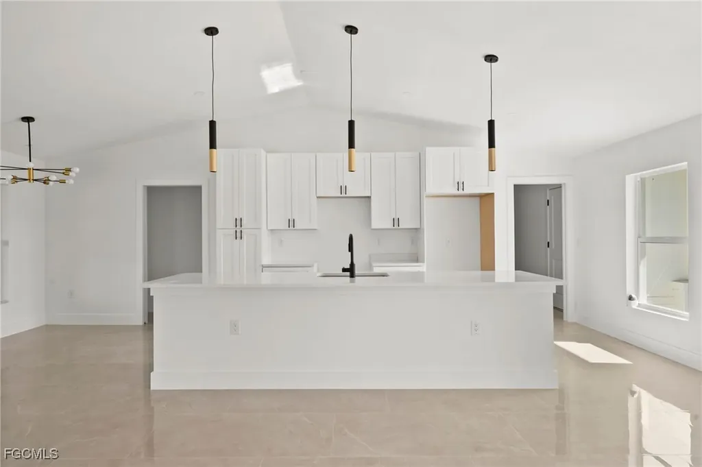 211 NE 31st Street Cape Coral FL 33909