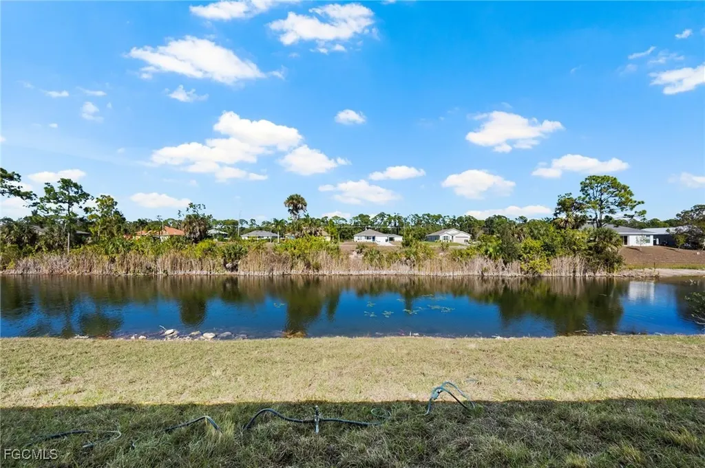 211 NE 31st Street Cape Coral FL 33909