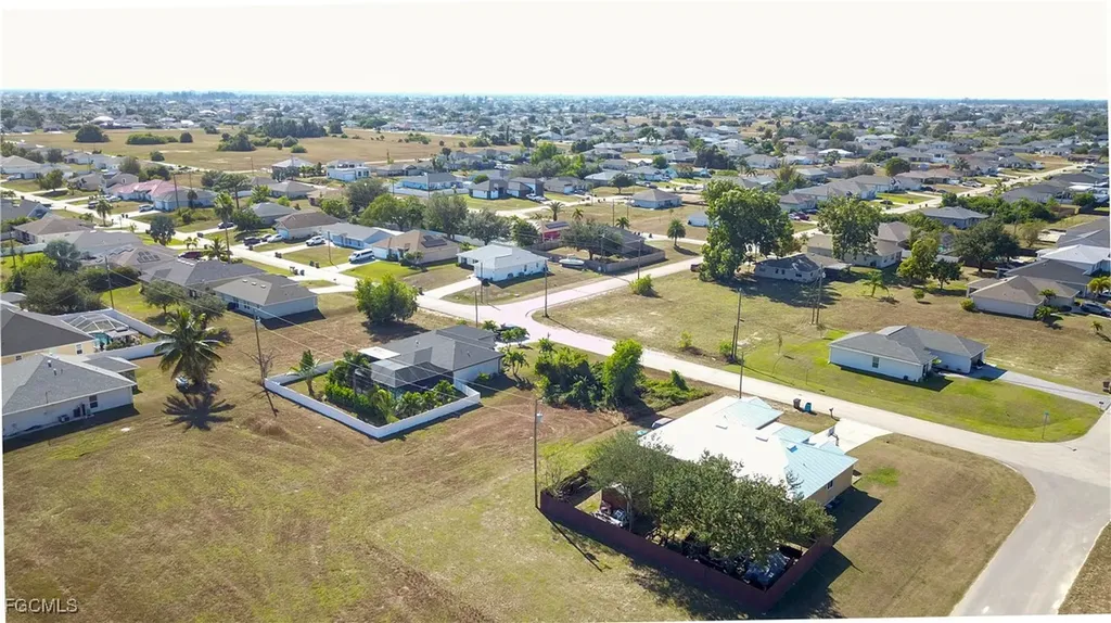 3021 NE 4th Place Cape Coral FL 33909