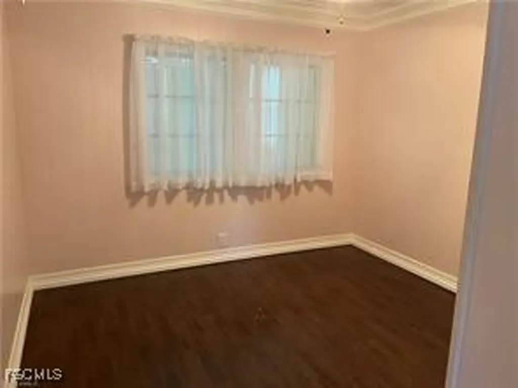 526 Pine Tree Court North Fort Myers FL 33917