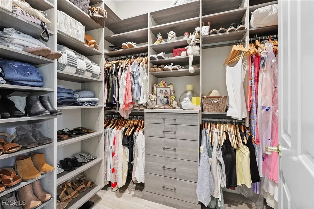 28095 Foxrock Court Bonita Springs FL 34135