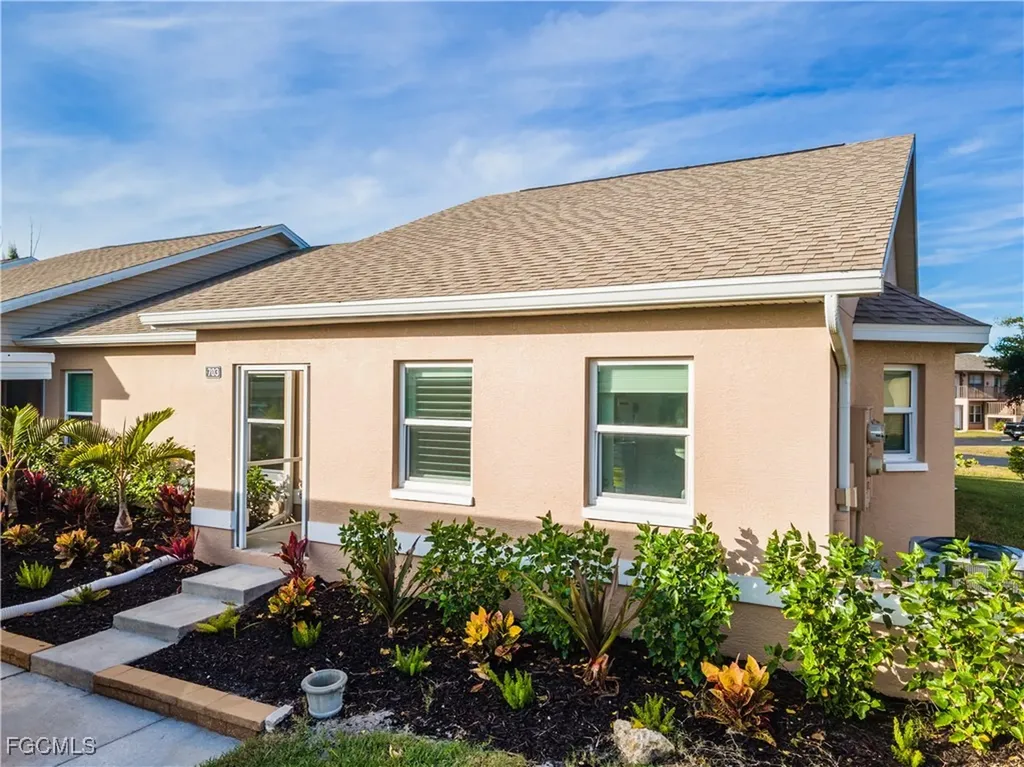 Fort Myers FL, 16820 Sanibel Sunset Court, Unit 703