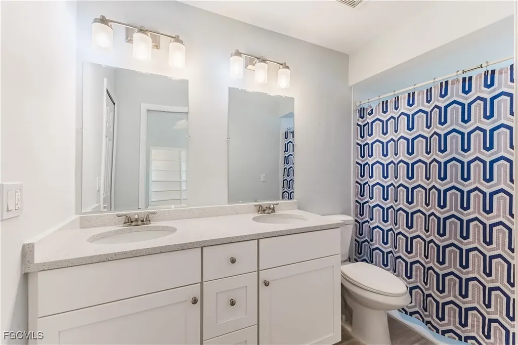 16820 Sanibel Sunset Court Fort Myers FL 33908