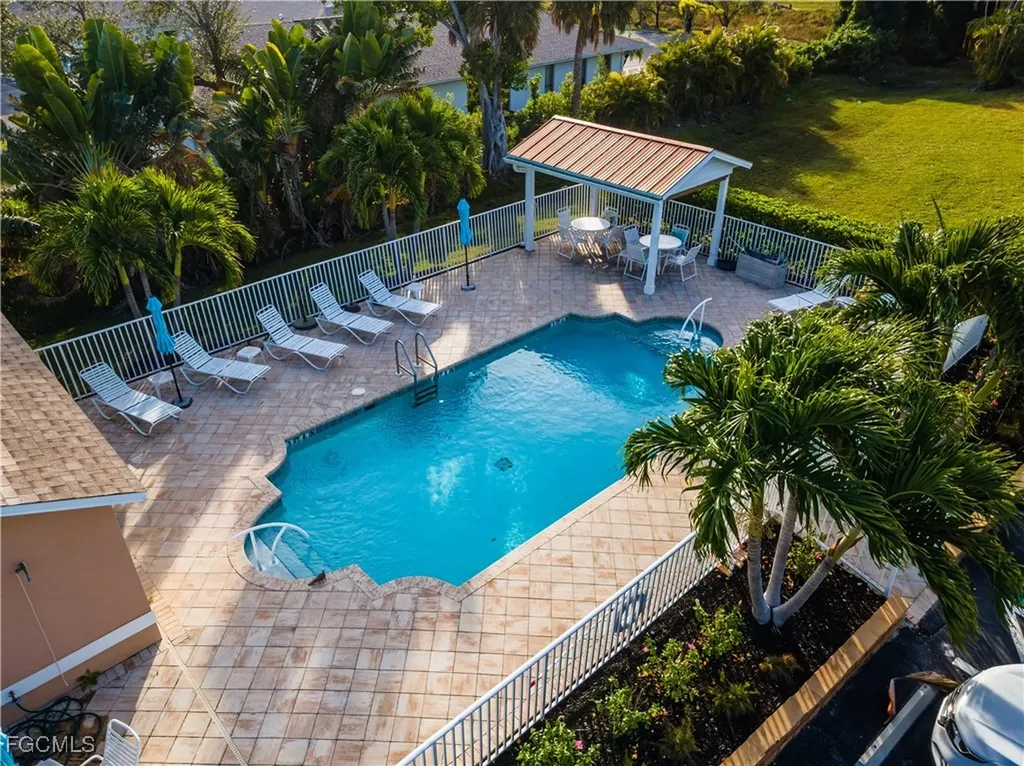 16820 Sanibel Sunset Court Fort Myers FL 33908