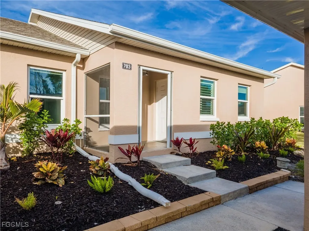16820 Sanibel Sunset Court Fort Myers FL 33908