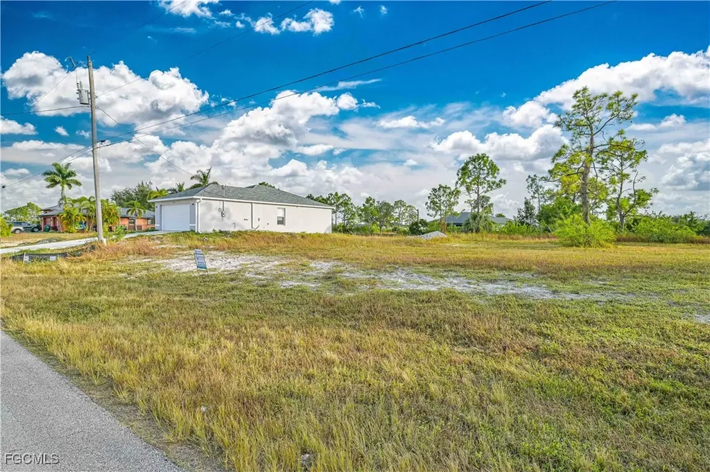 2220 NW 30th Terrace Cape Coral FL 33993