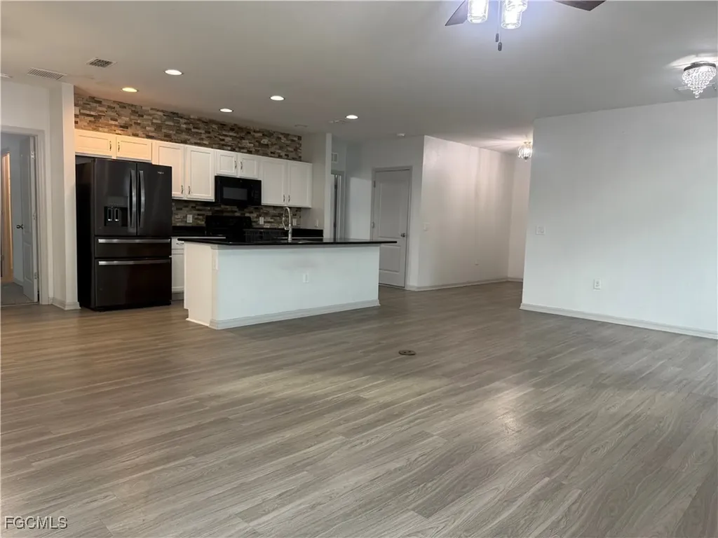 3405 NW 9th Street Cape Coral FL 33993