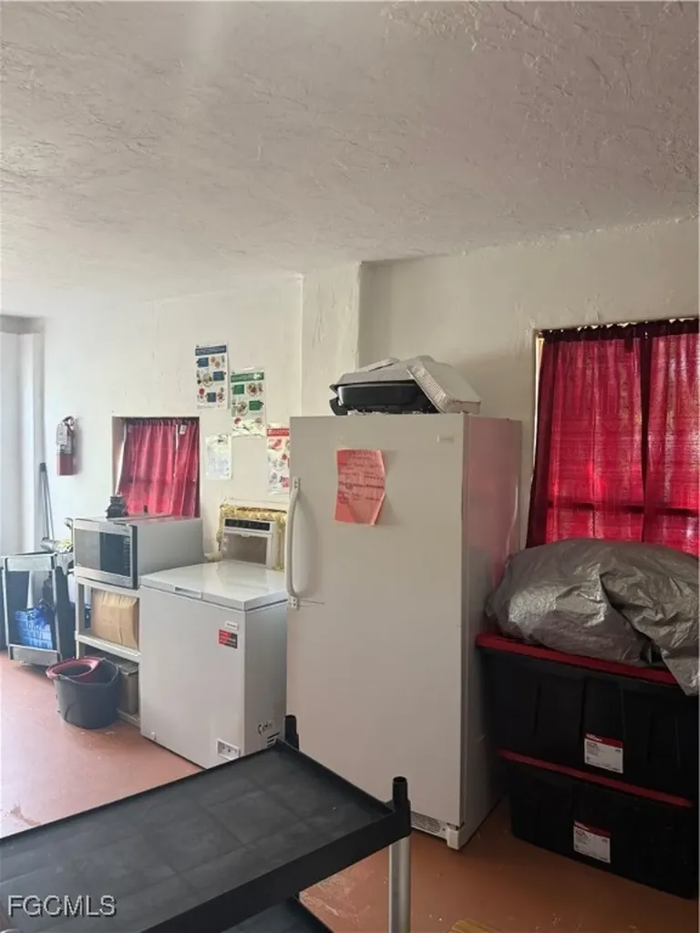 3050 Michigan Avenue Fort Myers FL 33916