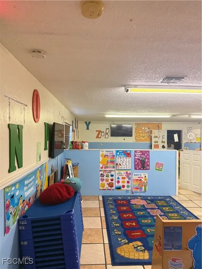 3050 Michigan Avenue Fort Myers FL 33916