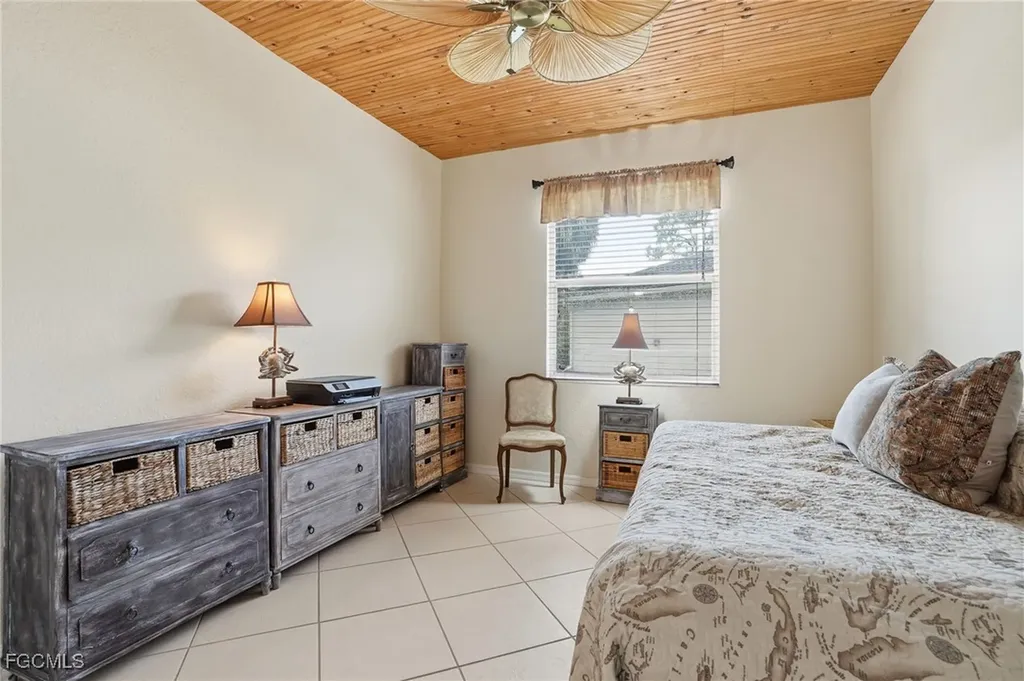 7432 Berkshire Pines Drive Naples FL 34104