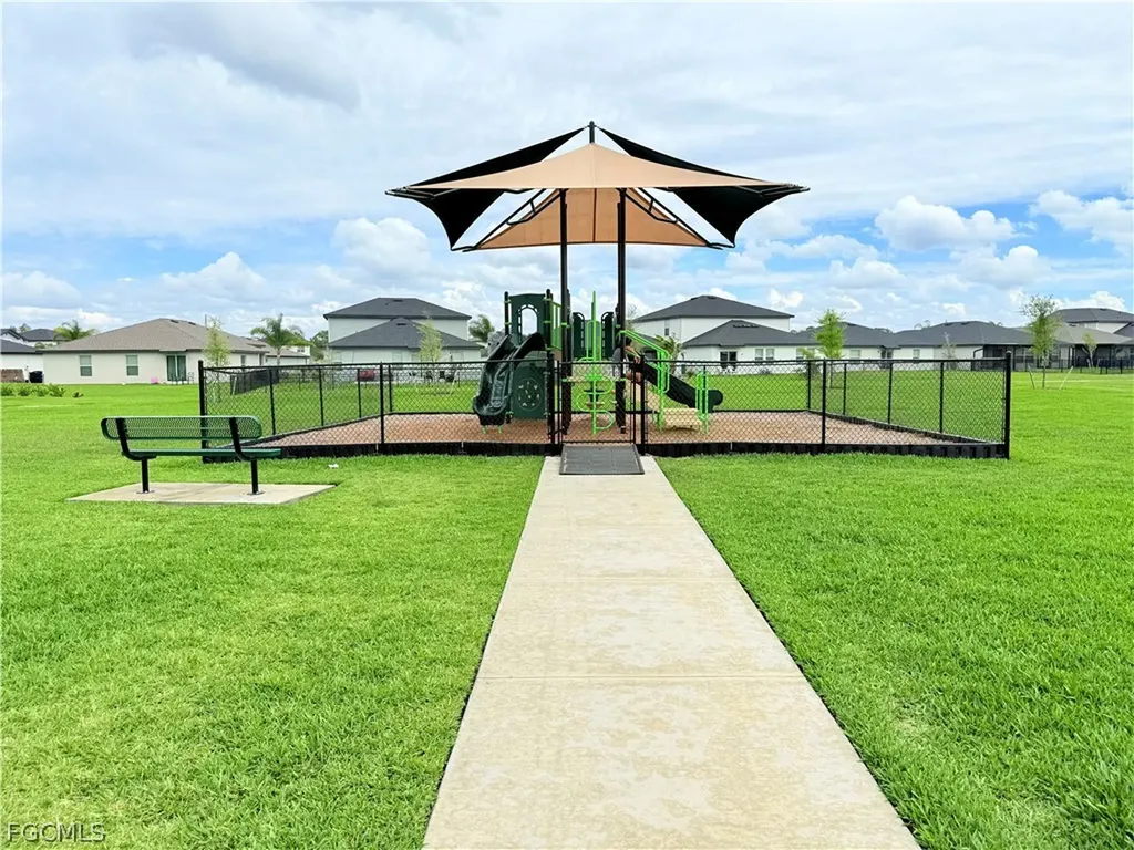 4110 Etna Court North Fort Myers FL 33917