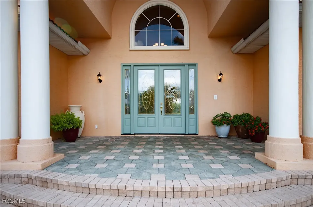 15840 Catalpa Cove Drive Fort Myers FL 33908