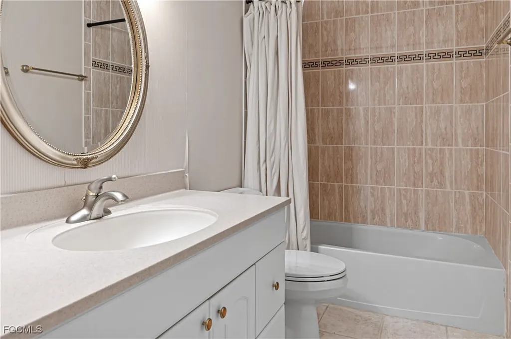 15840 Catalpa Cove Drive Fort Myers FL 33908