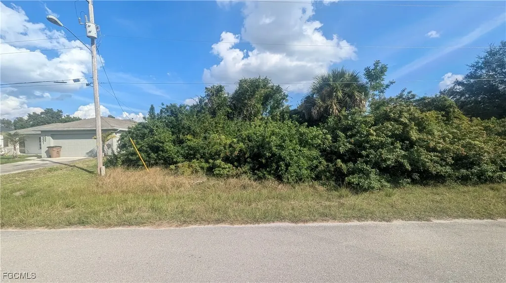 333 Ranier Avenue Lehigh Acres FL 33974