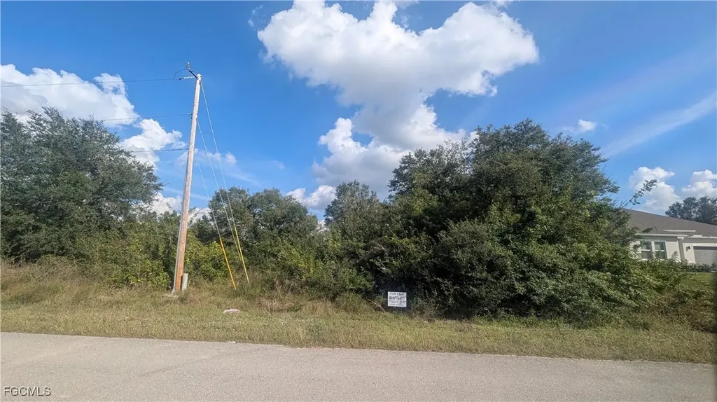 333 Ranier Avenue Lehigh Acres FL 33974