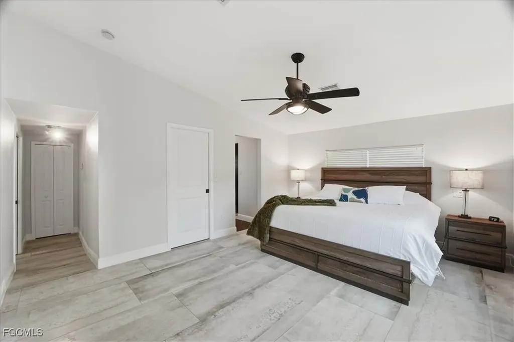 1023 El Valle Avenue Fort Myers FL 33919