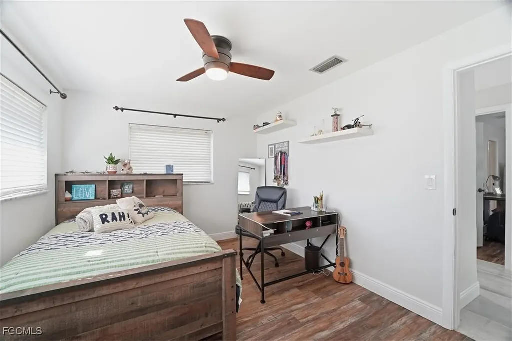 1023 El Valle Avenue Fort Myers FL 33919