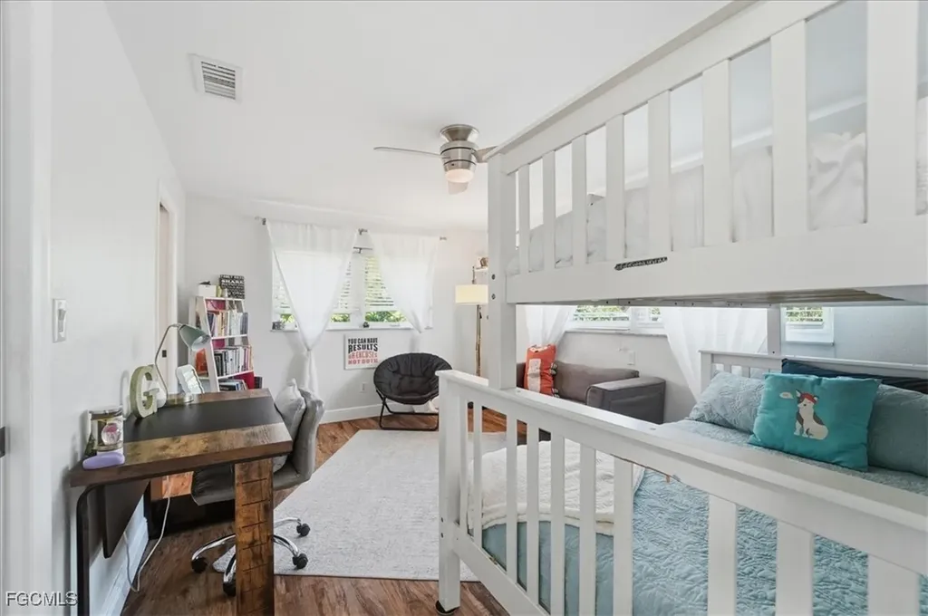 1023 El Valle Avenue Fort Myers FL 33919