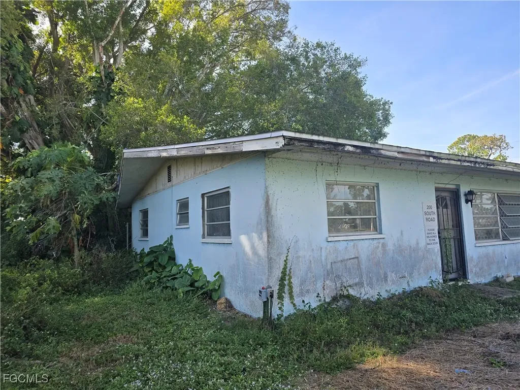 200 South Road Fort Myers FL 33907