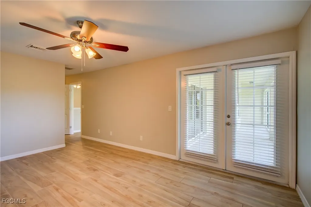 919 SW 15th Place Cape Coral FL 33991