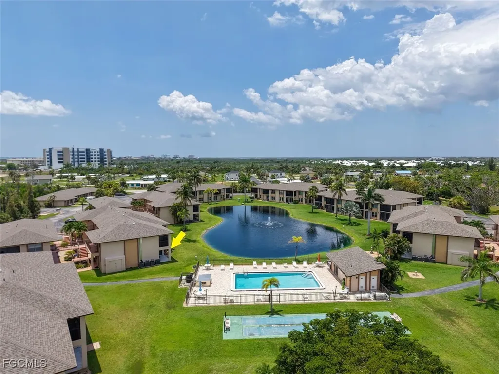 16881 Davis Road Fort Myers FL 33908