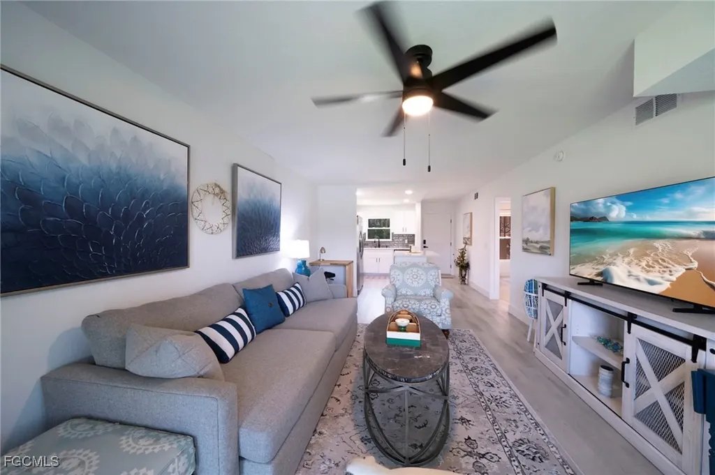 16881 Davis Road Fort Myers FL 33908