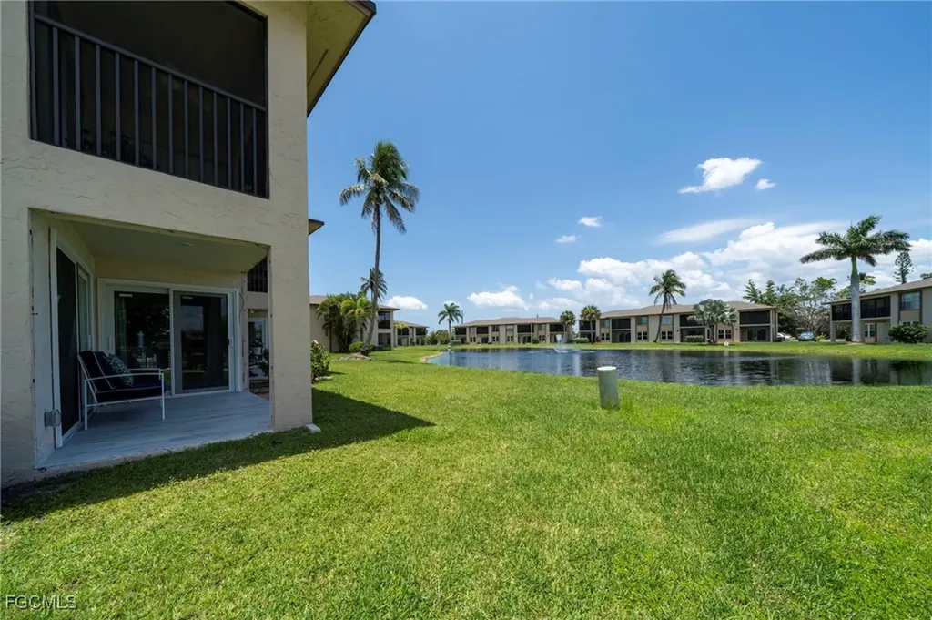 16881 Davis Road Fort Myers FL 33908