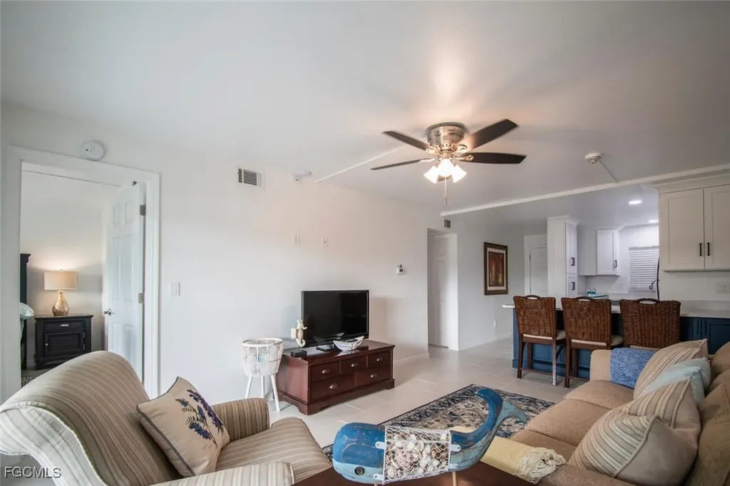 16007 Davis Road Fort Myers FL 33908