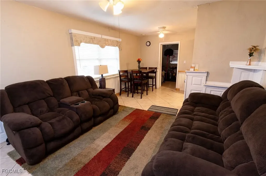 3721 Highland Avenue Fort Myers FL 33916