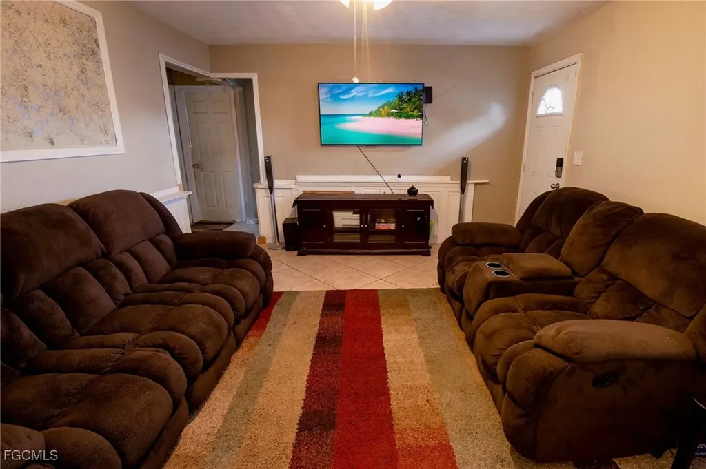 3721 Highland Avenue Fort Myers FL 33916