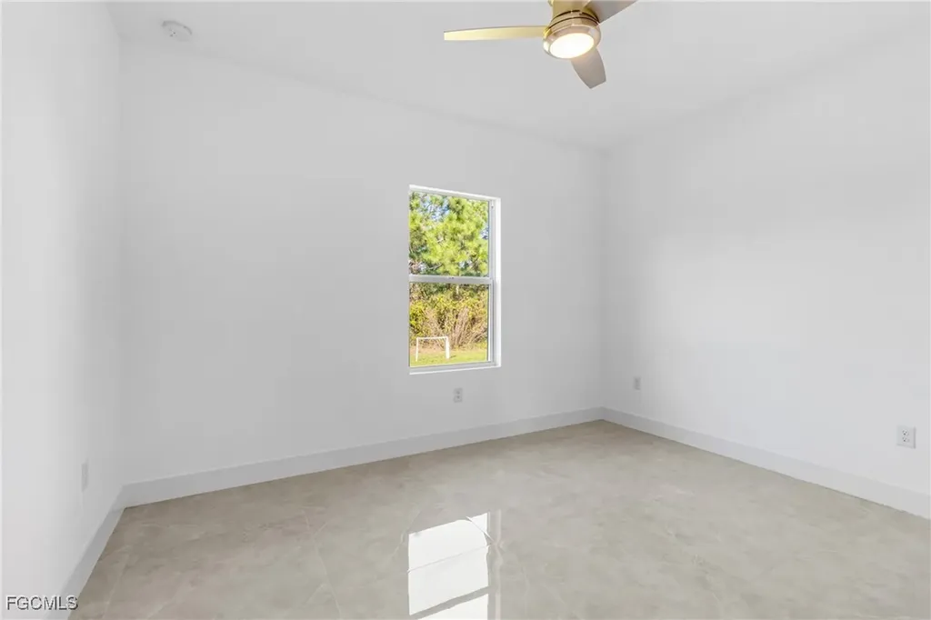 935 Elgin Street Lehigh Acres FL 33974