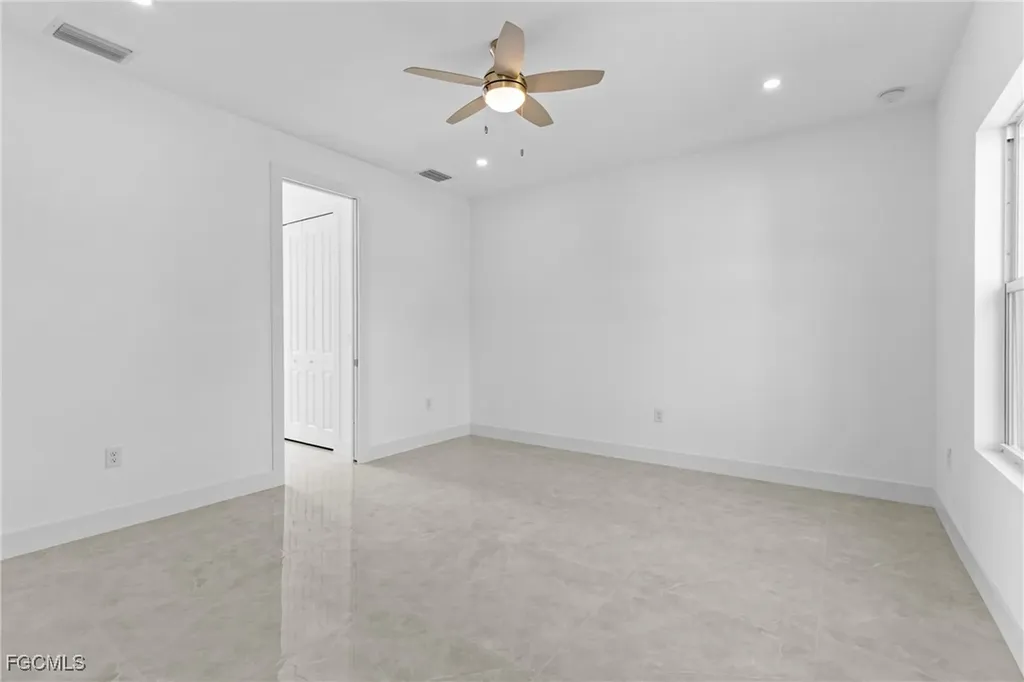 935 Elgin Street Lehigh Acres FL 33974