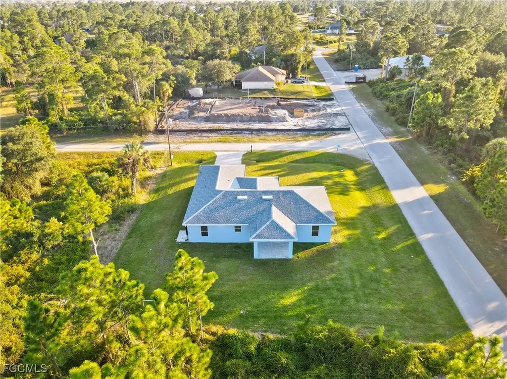 935 Elgin Street Lehigh Acres FL 33974