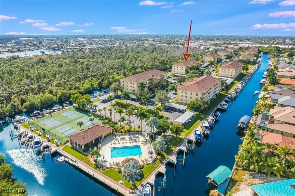 Cape Coral FL, 1795 Four Mile Cove Parkway, Unit 831
