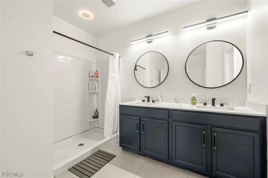 26640 Saville Avenue Bonita Springs FL 34135