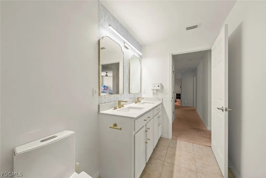 26640 Saville Avenue Bonita Springs FL 34135