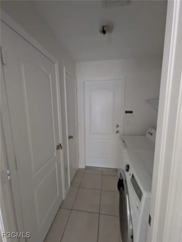1612 NW 31st Avenue Cape Coral FL 33993
