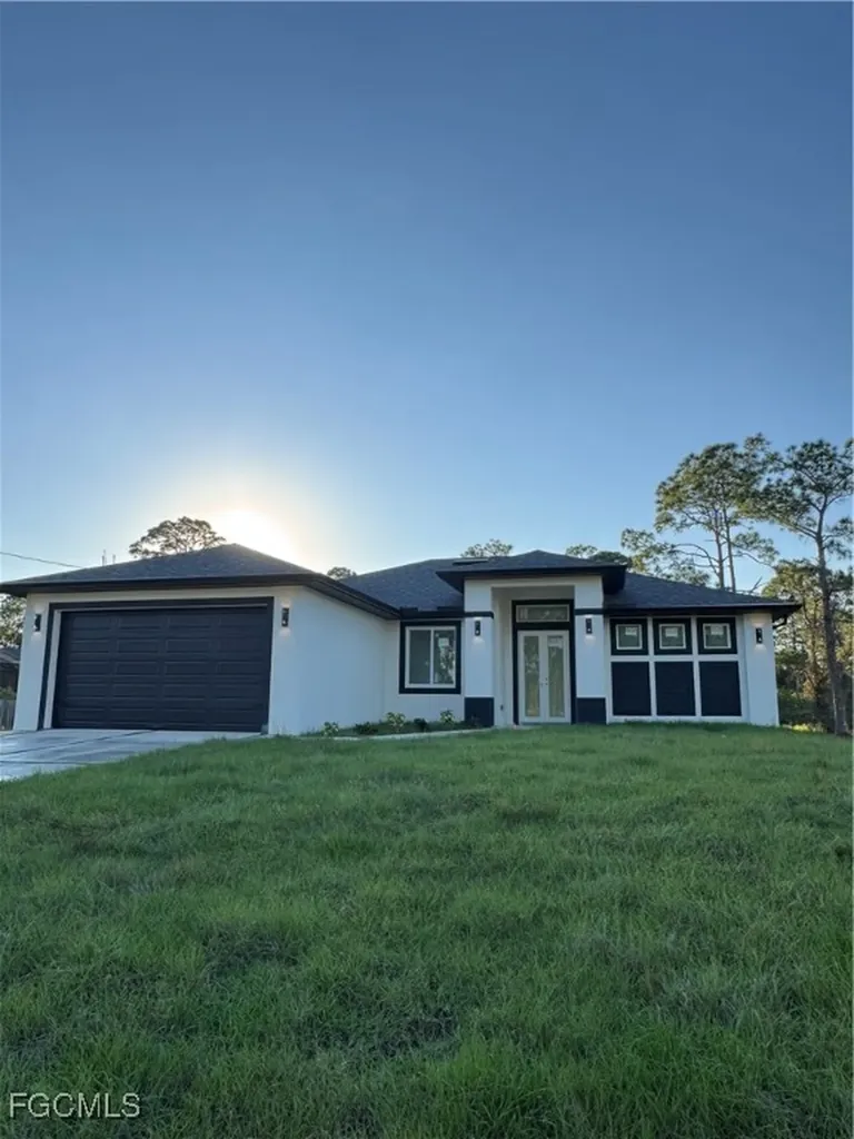 911 Williams Avenue Lehigh Acres FL 33972