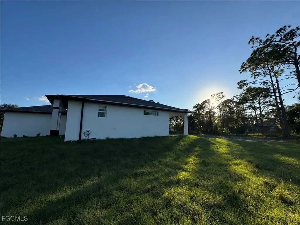 911 Williams Avenue Lehigh Acres FL 33972