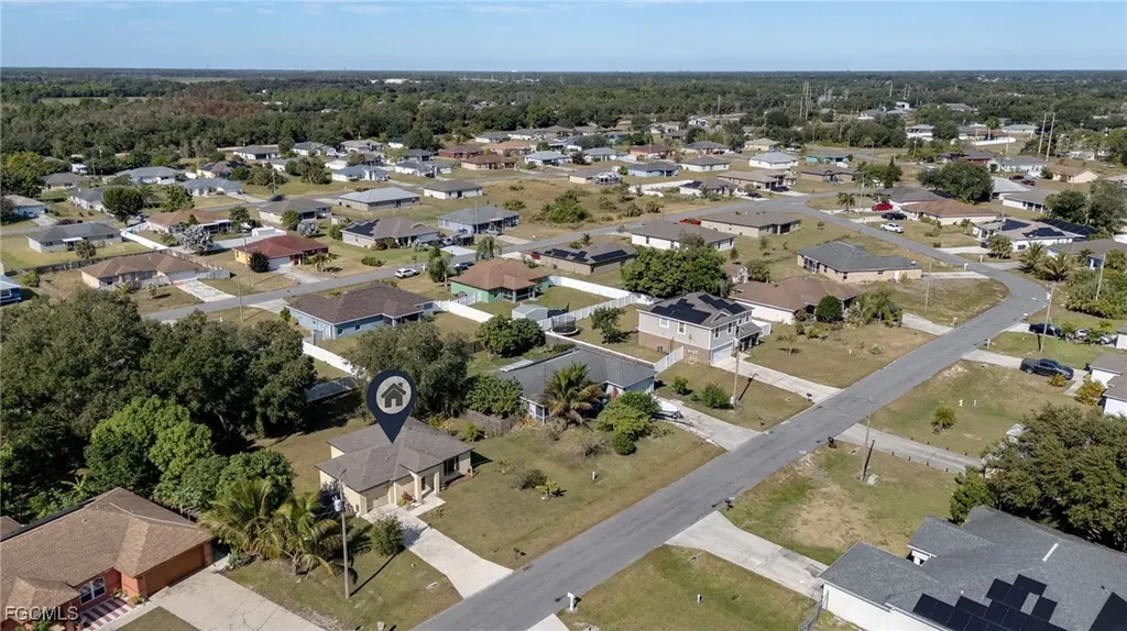 824 Umber Drive Fort Myers FL 33913