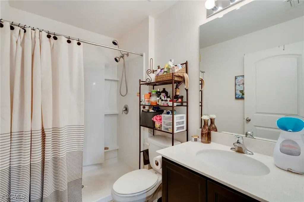 824 Umber Drive Fort Myers FL 33913