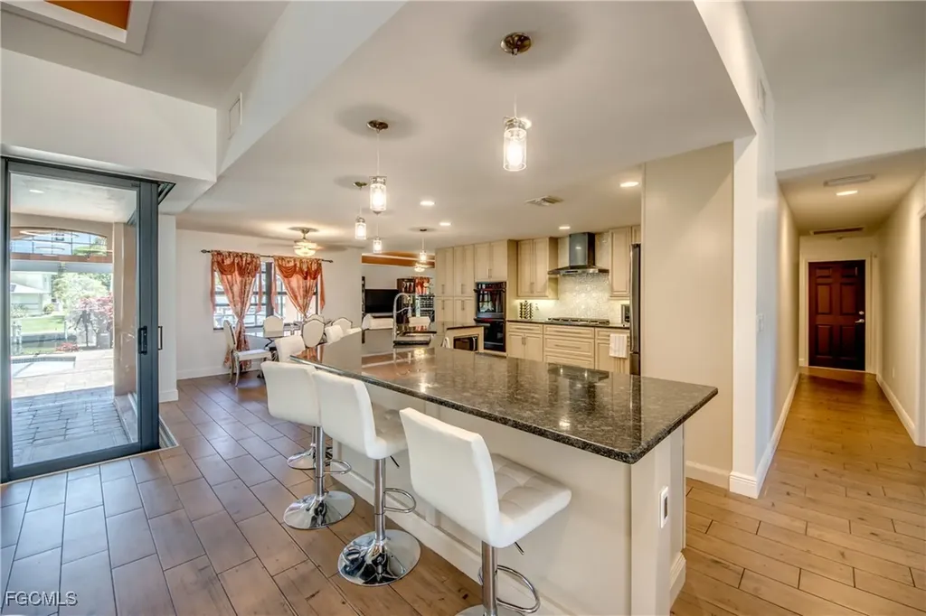141 SW 39th Street Cape Coral FL 33914