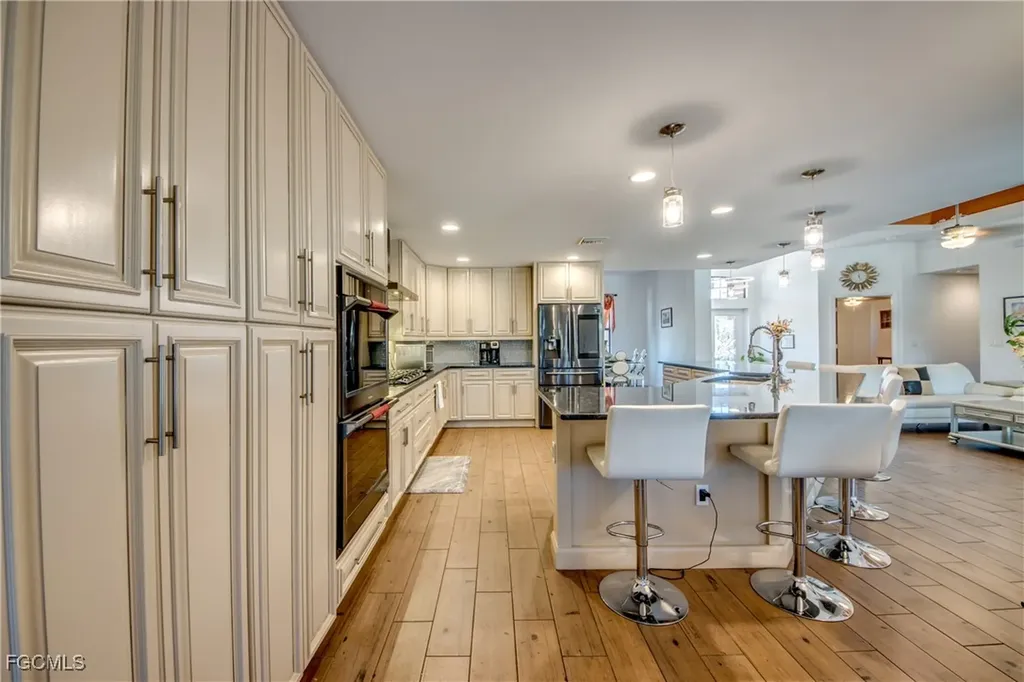 141 SW 39th Street Cape Coral FL 33914