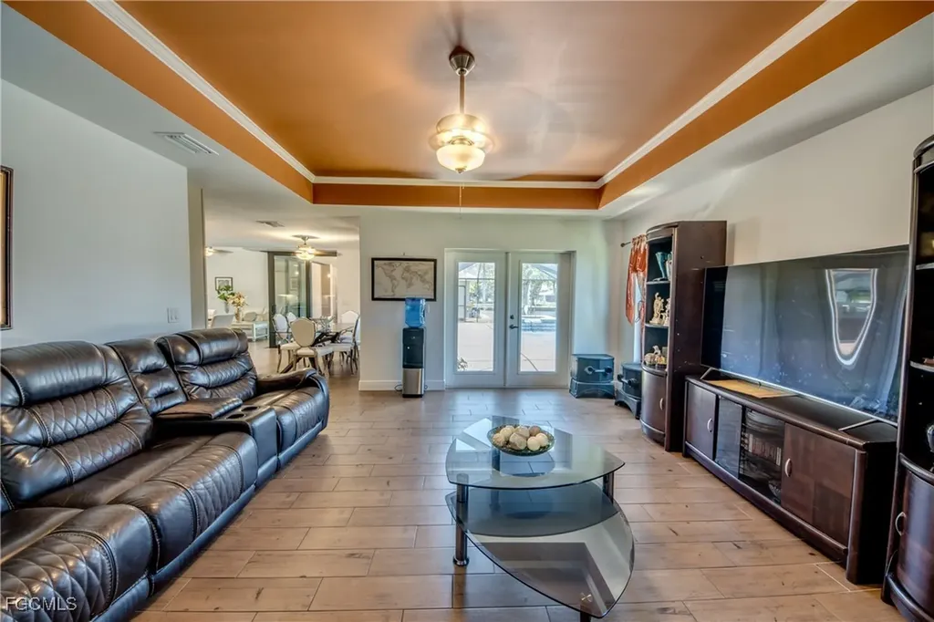 141 SW 39th Street Cape Coral FL 33914