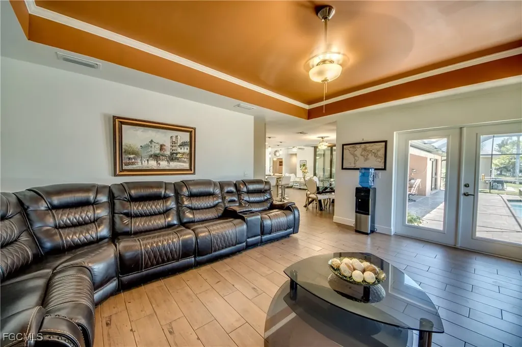 141 SW 39th Street Cape Coral FL 33914