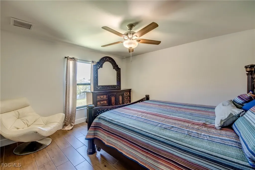 141 SW 39th Street Cape Coral FL 33914
